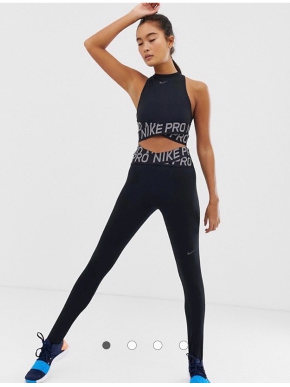 Nike pro twist top / bralette - size small